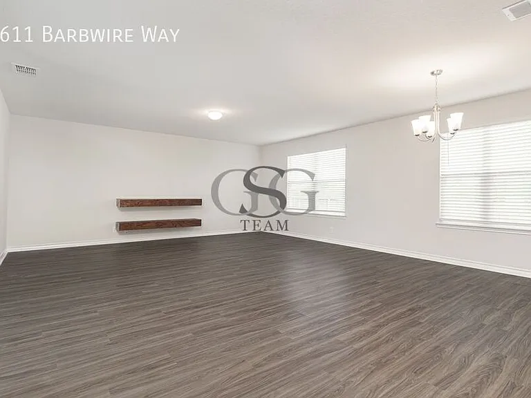 2611 Barbwire Way — Photo 8