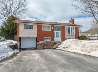 195 Macbeth Cres, North Bay, ON P1B7X7