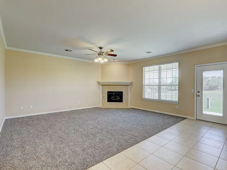 11312 NW 121st Pl — Photo 6