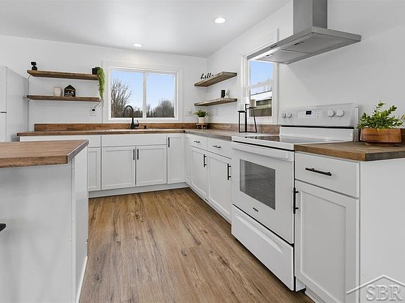 5th image of 2496 Dale Rd