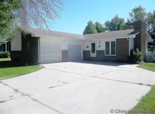 46 14th St, Wheatland, WY 82201
