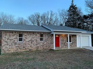 601 Dawn St, Berryville, AR 72616