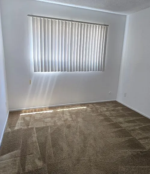 848 S Holt Ave — Photo 11