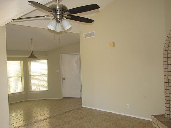 5th image of 834 El Arco Dr