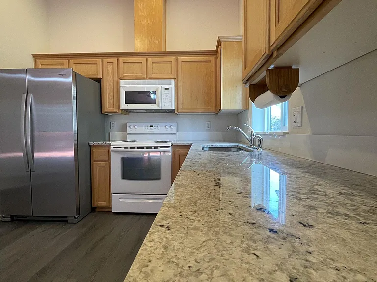 5255 Mac St SE — Photo 5