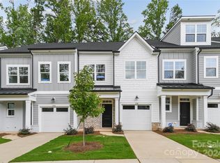 3340 Finchborough Ct #275, Charlotte, NC 28269