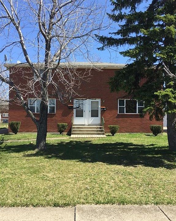 2nd image of 401 Alberta Dr #2