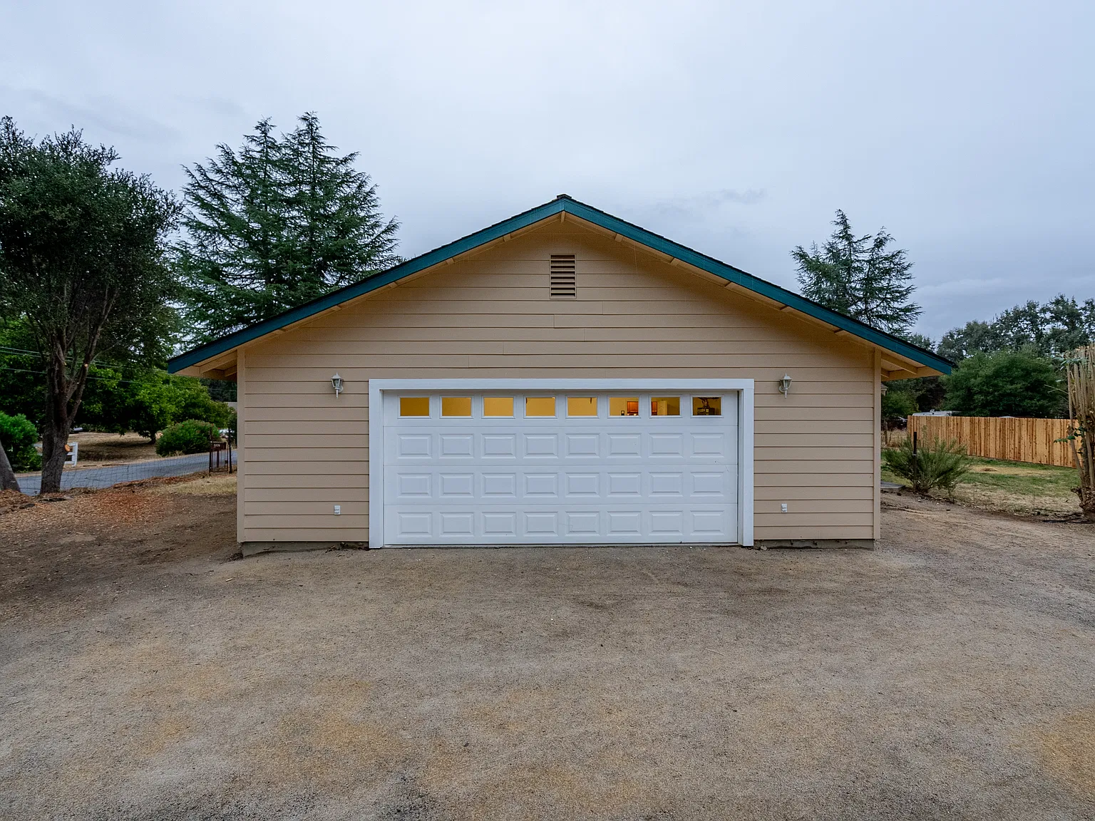 2 bed, 1000 sqft, $3,500 — Photo 4