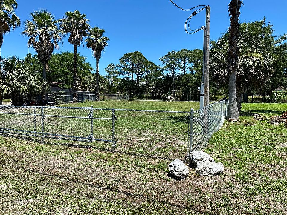 1st image of 7 Blue Heron Way