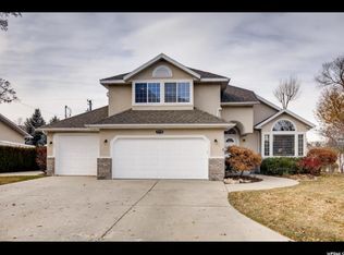 7974 S Willow Stream Dr, Cottonwood Heights, UT 84093