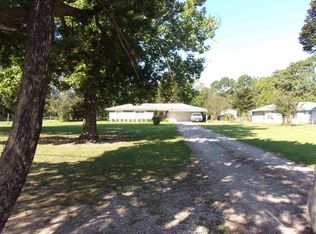 4765 N Main St, Vidor, TX 77662