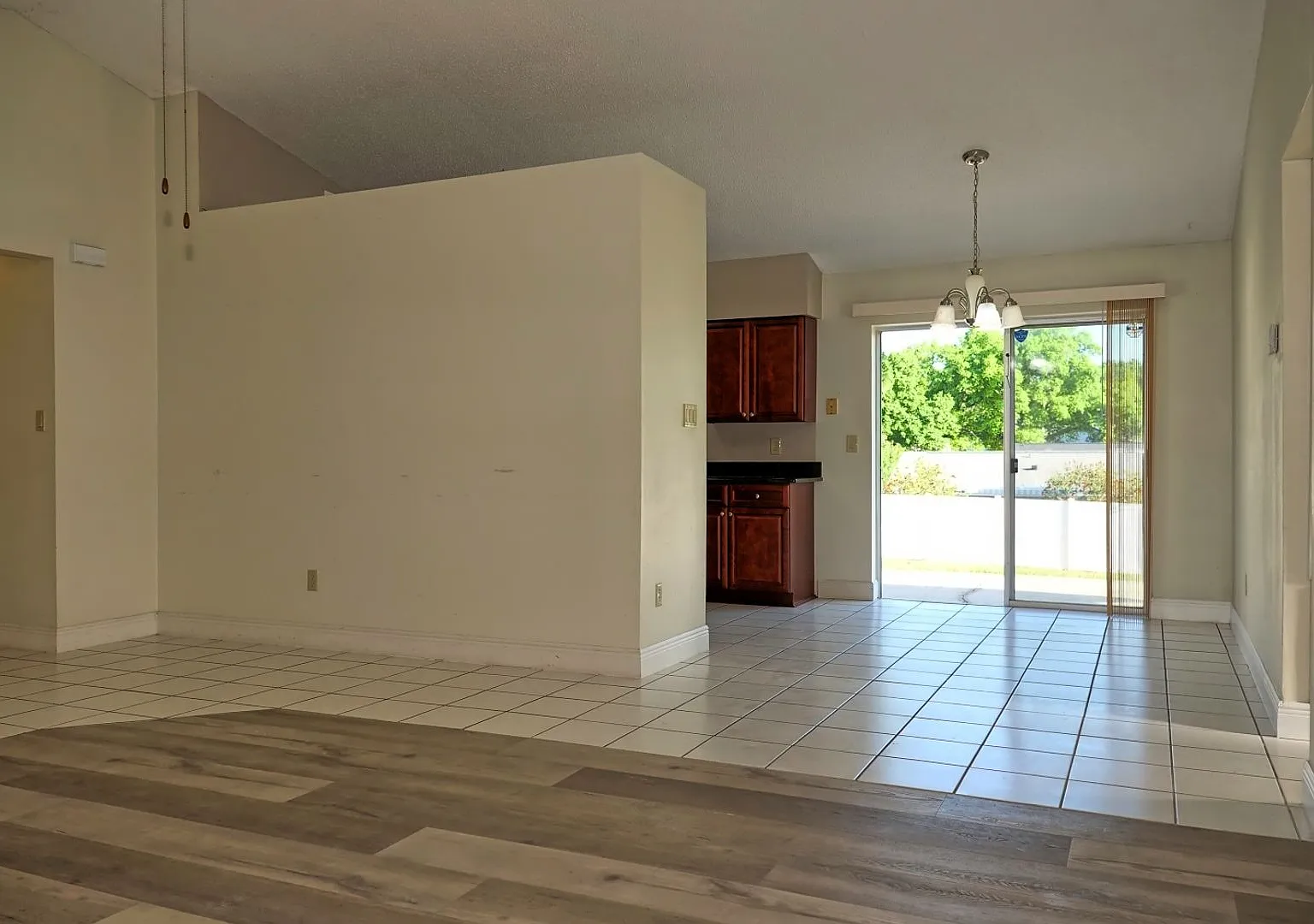 Home for rent in Raintree, Available Now, move in ready! — Photo 3