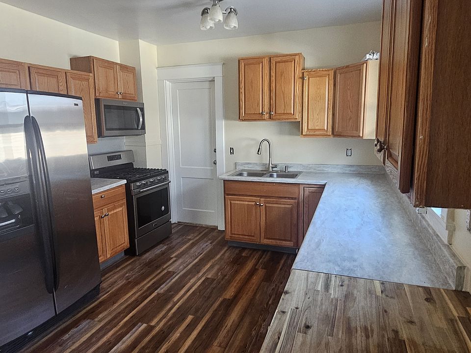 the butcher block is for show not chopping