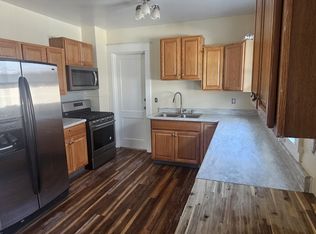 1238 W 11th St FLOOR 2, Erie, PA 16502