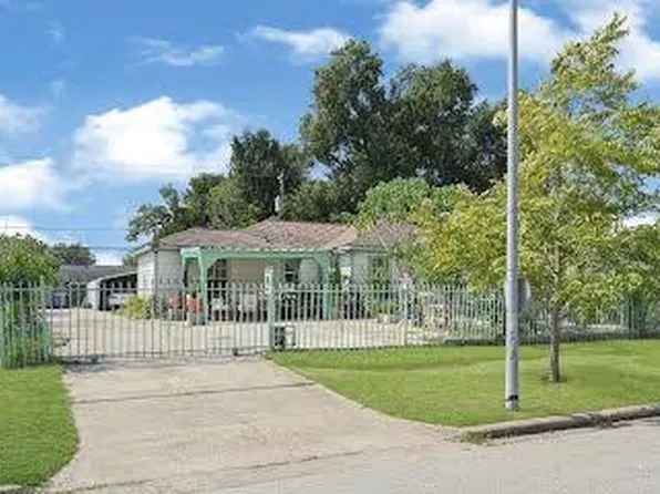 7314 Arnim St, Houston, TX 77087