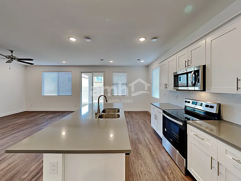 9142 Crocker Point Ct — Photo 3