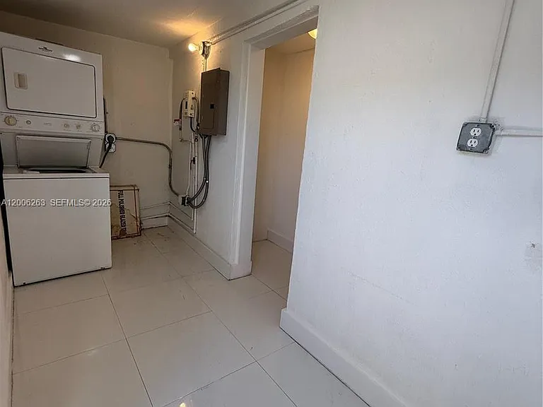 6716 NW 6th Ave #2 — Photo 7