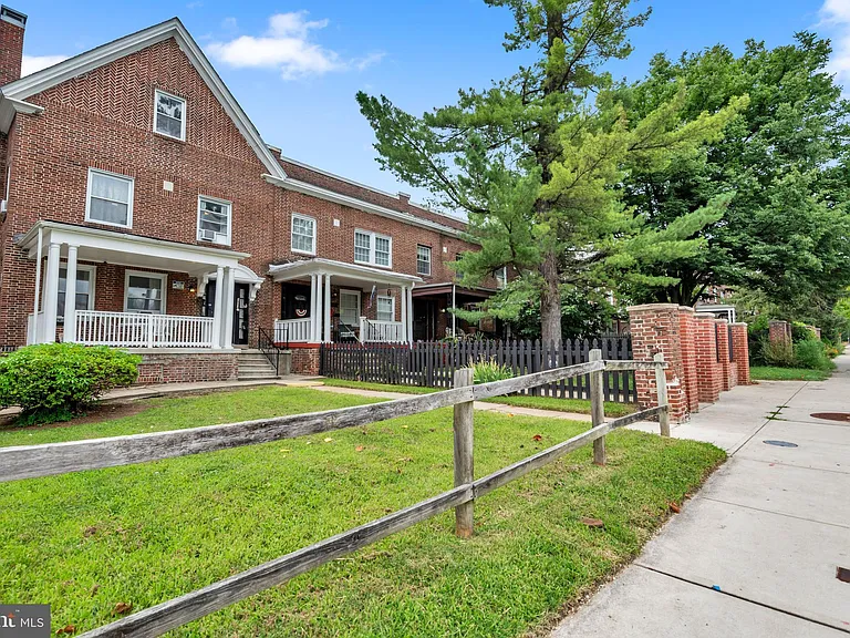3800 Greenmount Ave #4 — Photo 3