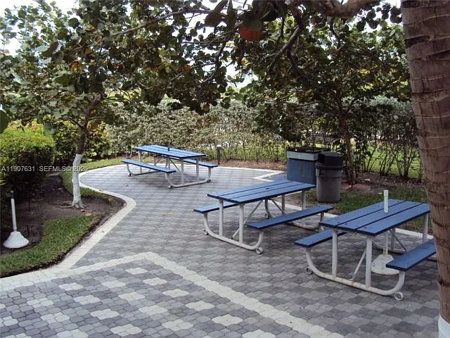 8877 Collins Ave — Photo 8