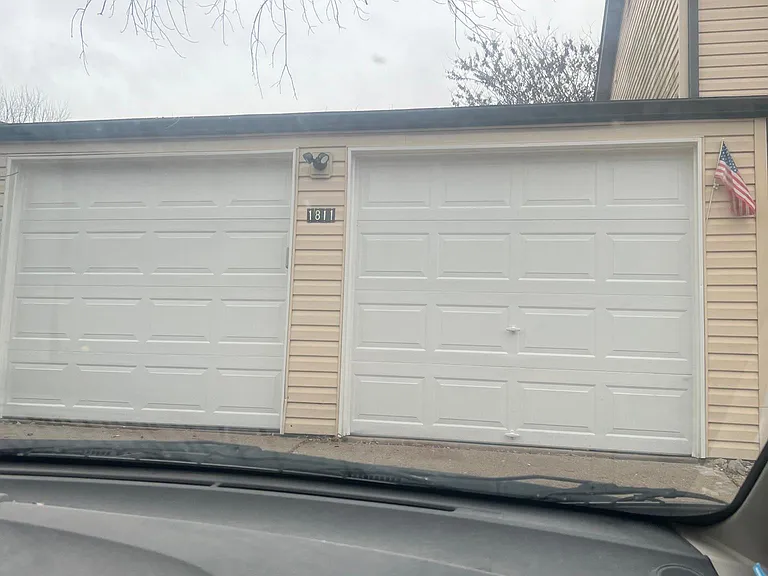1811 Hanover Ln — Photo 5