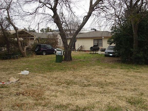 4th image of 1315 G Ave