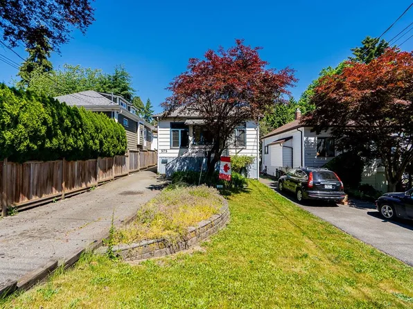 373 Keary St, New Westminster, BC V3L 3L2