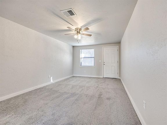 4th image of 3121 SW 83rd St