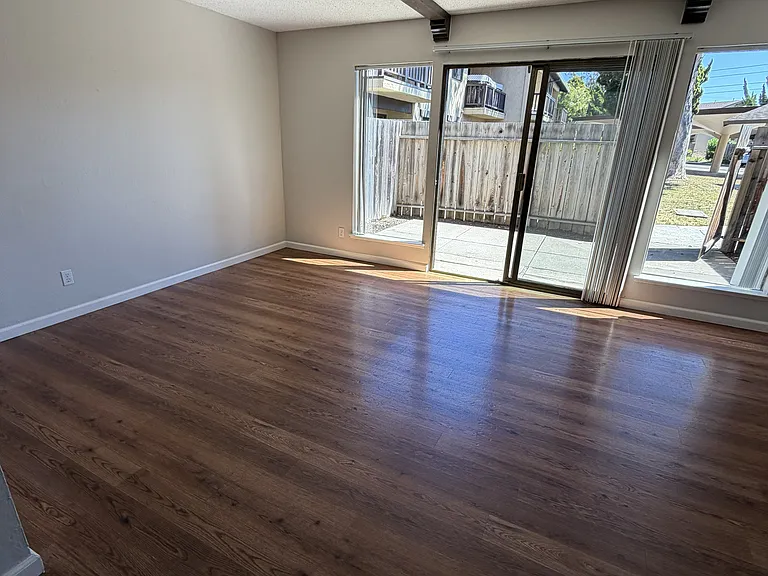The Franciscan Apartments — Photo 15