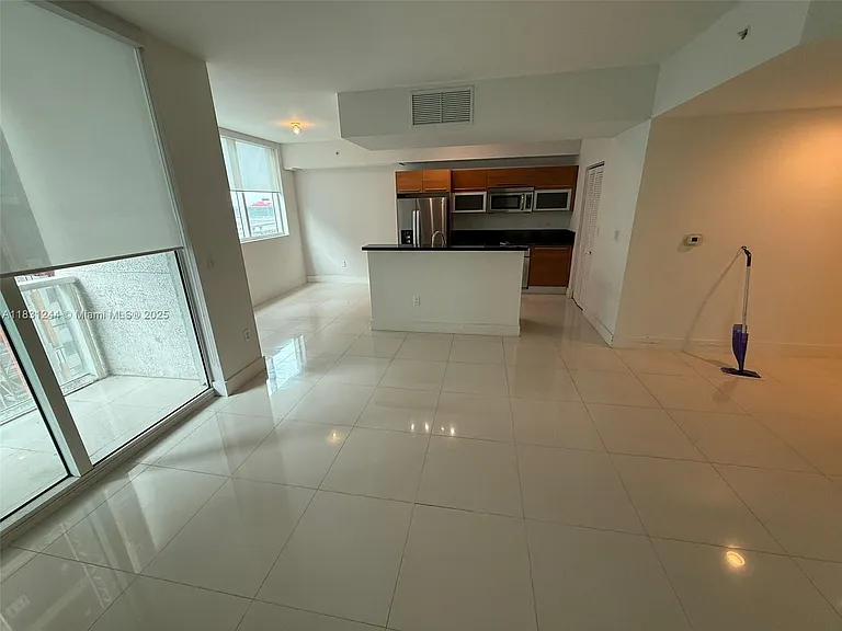 244 Biscayne Blvd #908 — Photo 3