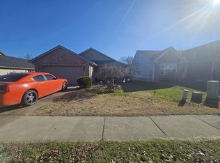 3822 Davis Dr, New Albany, IN 47150