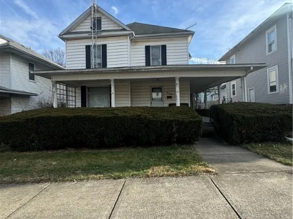 416 N 8th St, Cambridge, OH 43725