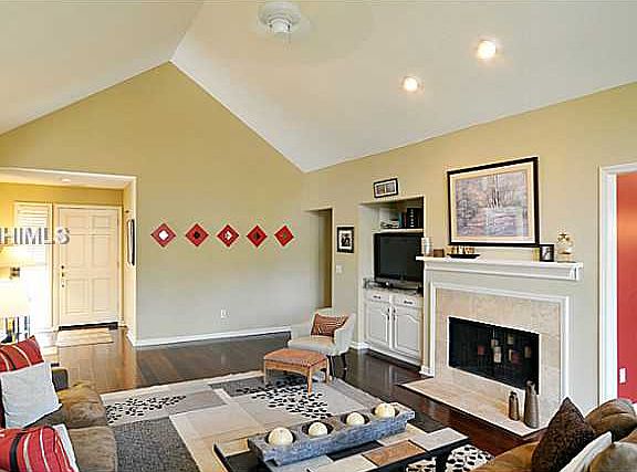 4th image of 17 Ellenita Dr