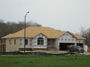 7812 N Walrond Ave, Kansas City, MO 64118