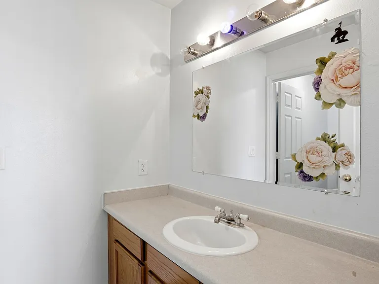 8061 W Copperfield Pl #32 — Photo 9
