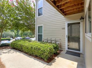 4001 Lake Pointe Cir, Roswell, GA 30075