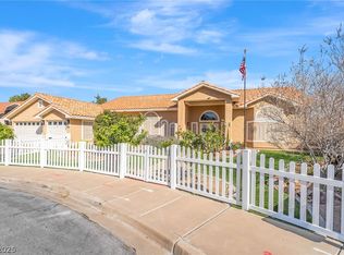 396 E Country Club Dr, Henderson, NV 89015