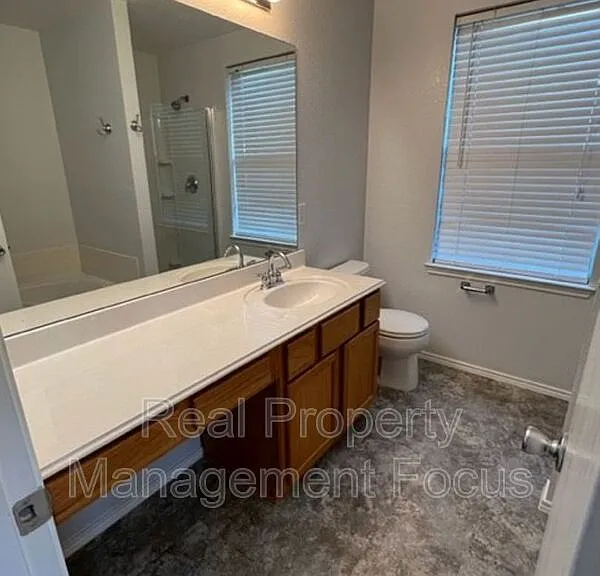 1004 Trickham Dr — Photo 19