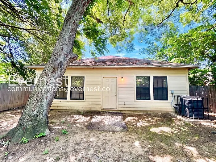 3502 Edgewood St — Photo 21