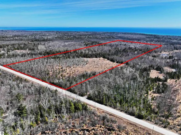 Kings Hwy, Beaver Island, MI 49782