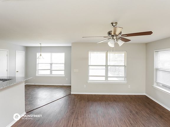 5th image of 608 Dielman Dr
