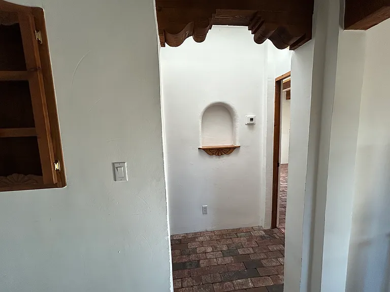 2645B Chelsea Ln — Photo 9