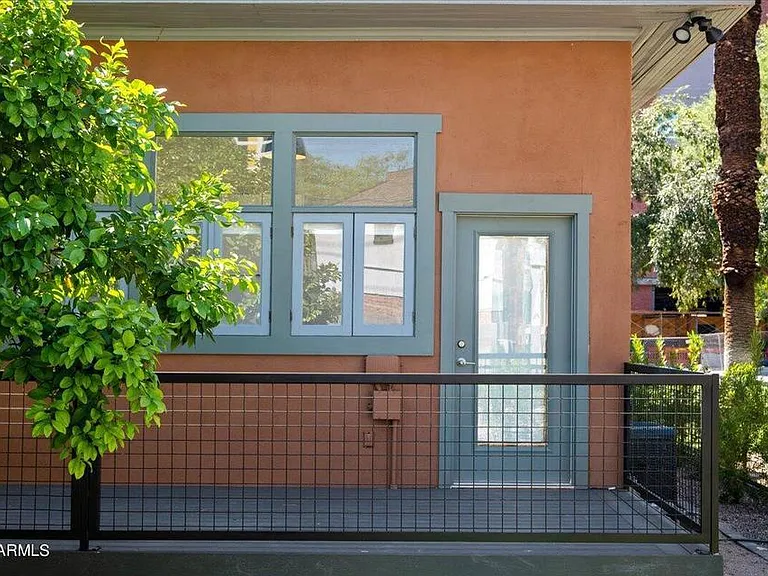825 N 3rd Ave — Photo 35