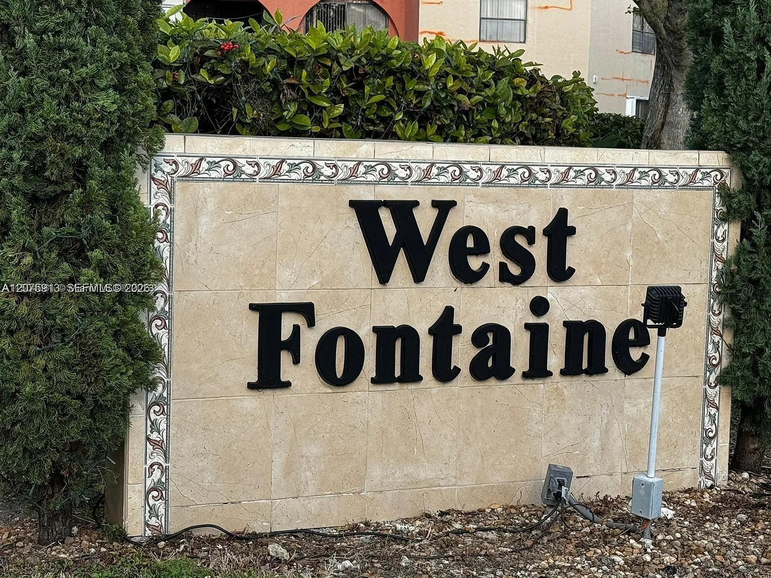 West Fontaine Condo — Photo 2