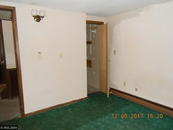 5th image of 5665 261st St