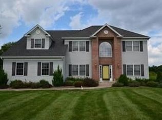 16 Saddle Ridge Rd, Sparta, NJ 07871