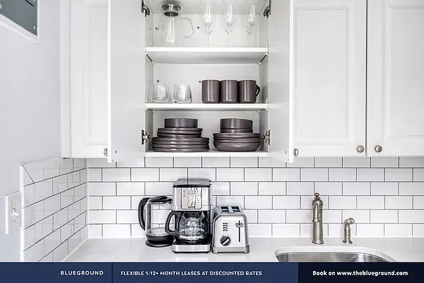 Rented by The Blueground | media 49