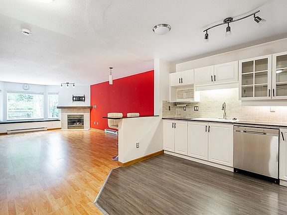 2nd image of 3183 Esmond Ave #314