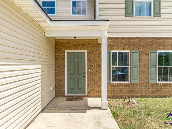 3rd image of 219 Ivy Glen Dr
