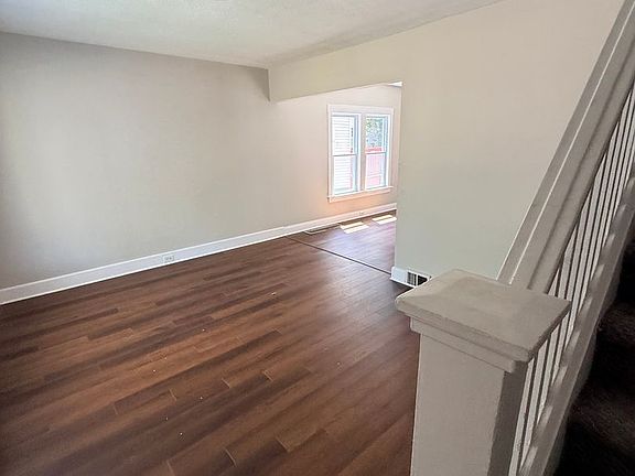 5th image of 1474 E 175th St