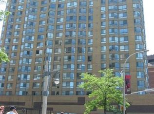75 Riverside Dr E #1707, Windsor, ON N9A 7C4